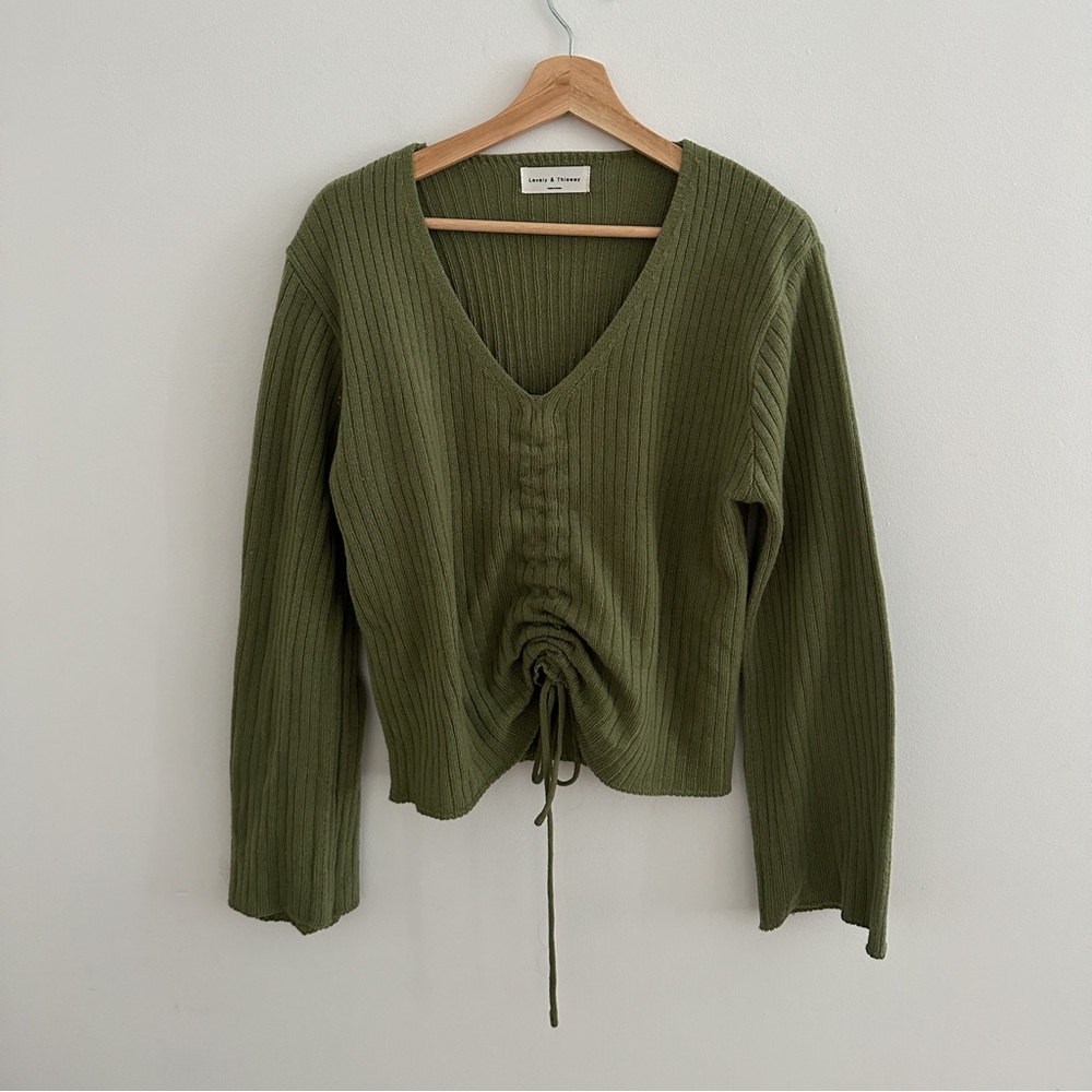 Lovely & Thisway Green Long Sleeve Knit Top